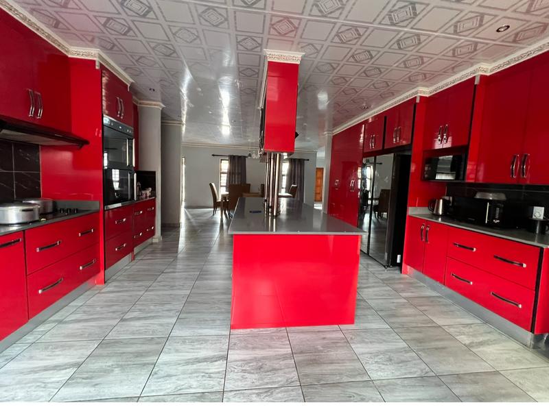 To Let 4 Bedroom Property for Rent in Kathu Northern Cape